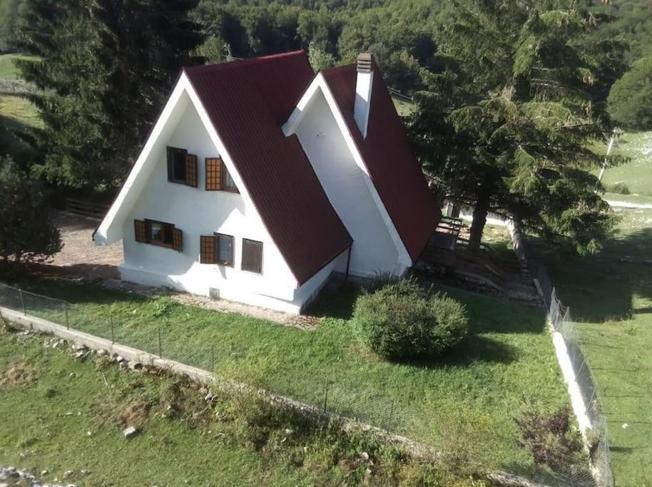 Chalet Edelweiss Marsia-Tagliacozzo 1500Mt Villa Bagian luar foto